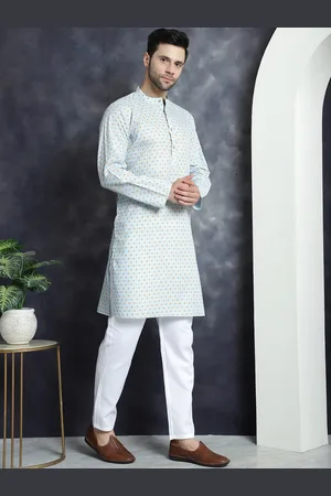 Ethnic Motifs Printed Regular Mandarin Collar Kurta with Pyjamas